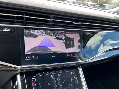 Used 2023 Audi Q7 3.0T Prestige w/ Prestige Package image 27