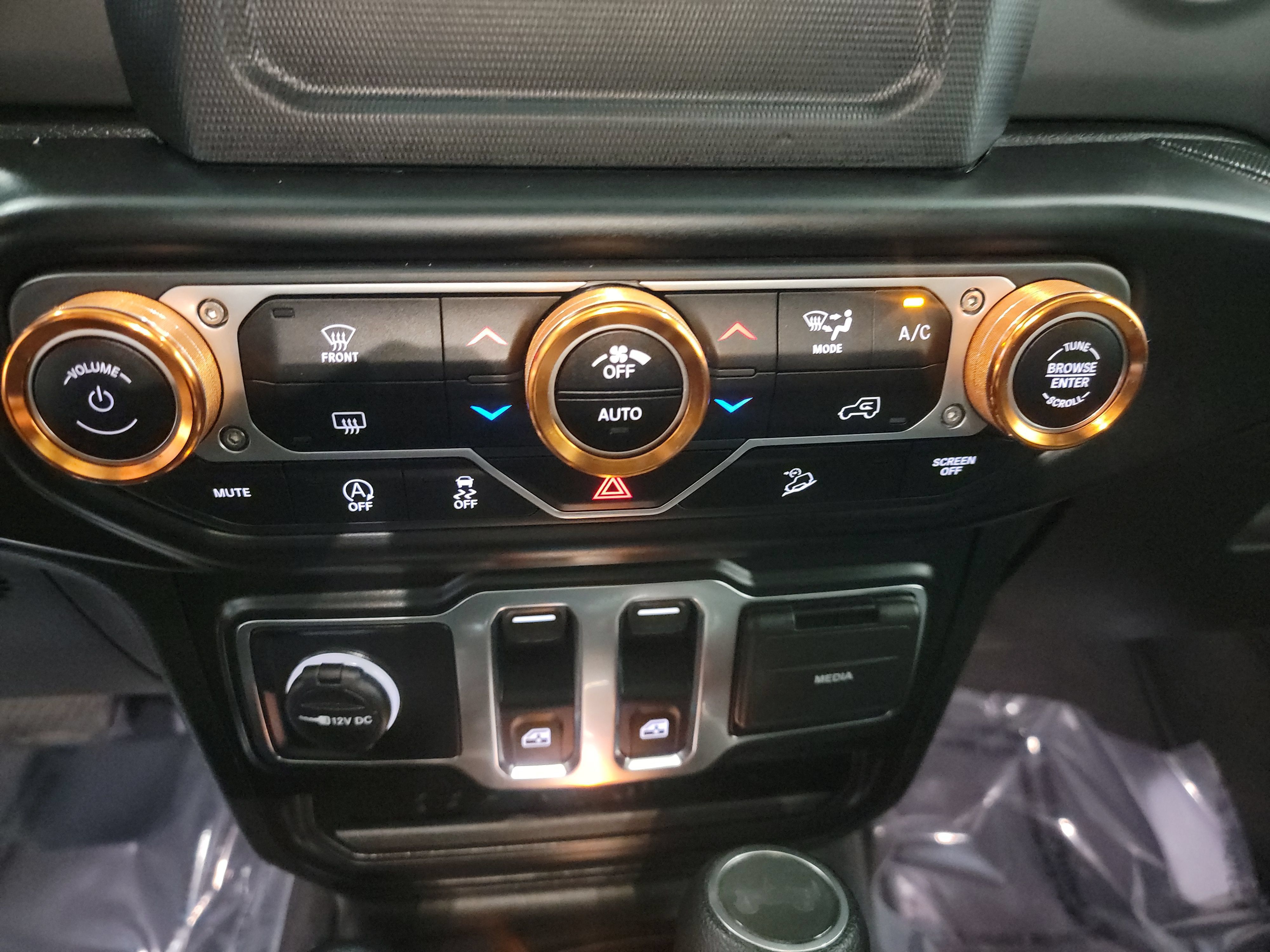 Used 2021 Jeep Wrangler Sport AWD/4WD image 21
