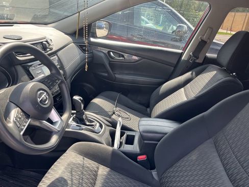 Used 2017 Nissan Rogue S w/ S Appearance Package image 12