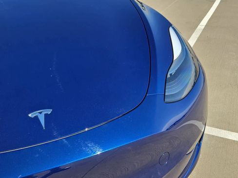 Used 2022 Tesla Model Y Long Range image 10