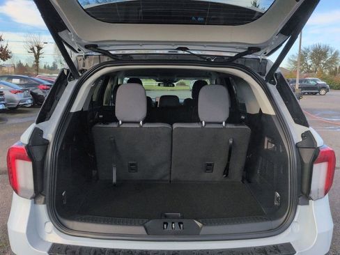 New 2026 Ford Explorer Active image 24