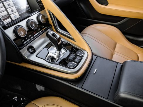 Used 2014 Jaguar F-TYPE Convertible image 23