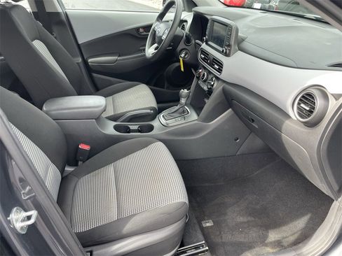 Used 2019 Hyundai Kona SE image 29