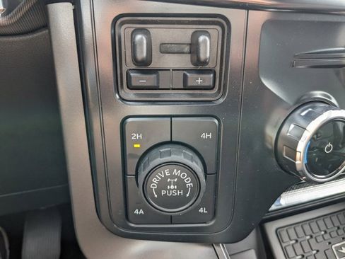 New 2025 Ford F150 Lariat w/ Equipment Group 501A Mid image 24