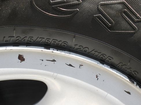 Used 2014 Chevrolet Express 2500 image 34