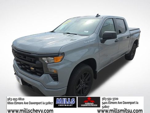 Used 2024 Chevrolet Silverado 1500 Custom AWD/4WD image 2