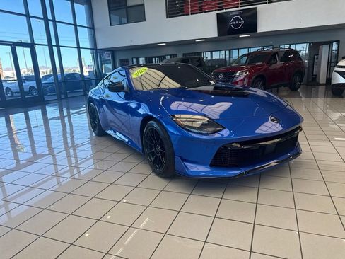 Used 2025 Nissan Z Sport w/ Floor Mat Package RWD image 4