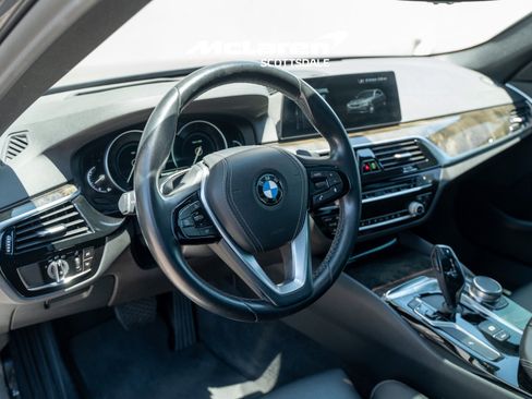 Used 2019 BMW 540i w/ Convenience Package RWD image 14