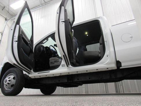 Used 2017 Chevrolet Silverado 3500 W/T w/ WT Convenience Package image 16