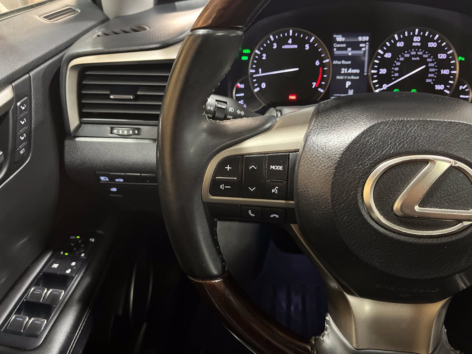 Used 2017 Lexus RX 350 FWD w/ Premium Package image 21