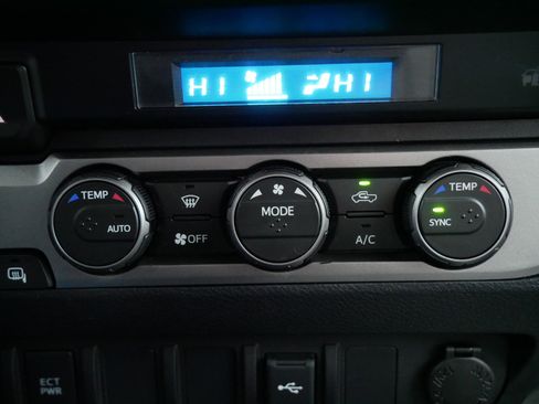 Used 2023 Toyota Tacoma SR image 23