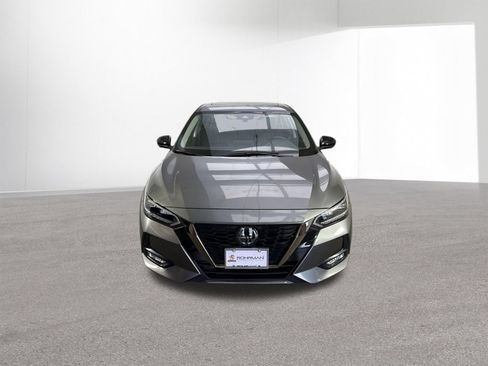 Used 2023 Nissan Sentra SR w/ SR Premium Package FWD image 26
