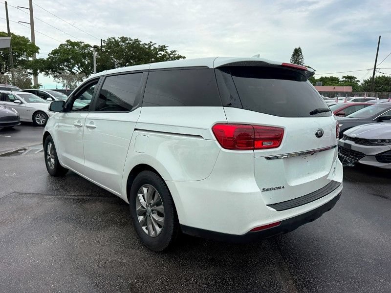 Used 2019 Kia Sedona LX FWD image 7
