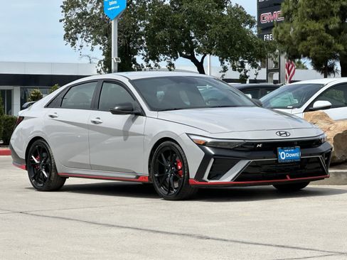 New 2026 Hyundai Elantra N FWD image 8
