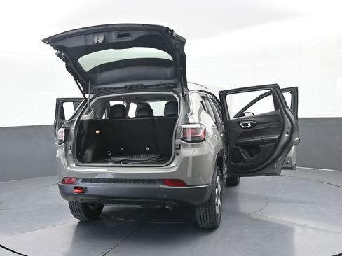 Used 2022 Jeep Compass Trailhawk w/ Trailhawk Elite Group image 71