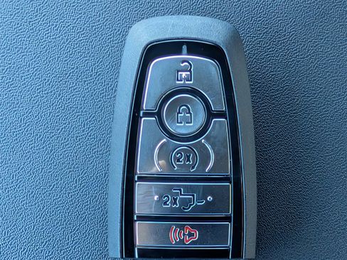 New 2025 Ford F150 Platinum w/ FX4 Off-Road Package image 28