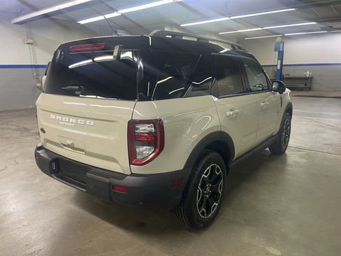 Certified 2025 Ford Bronco Sport Outer Banks w/ Outer Banks Tech Package+ AWD/4WD image 7