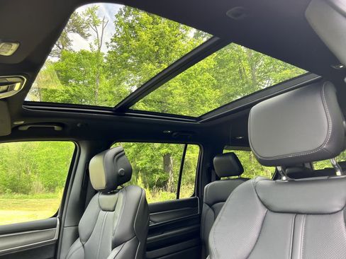 New 2026 Jeep Grand Wagoneer 4WD image 16
