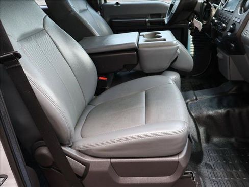 Used 2016 Ford F250 XL w/ Power Equipment Group AWD/4WD image 22