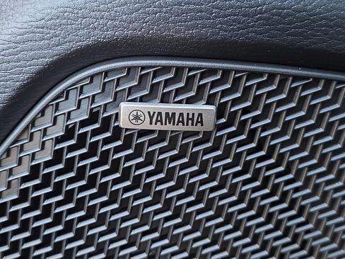 New 2026 Mitsubishi Outlander SE image 10