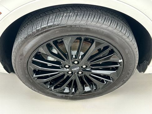 Used 2023 Lincoln Corsair Reserve w/ Equipment Group 201A FWD image 34