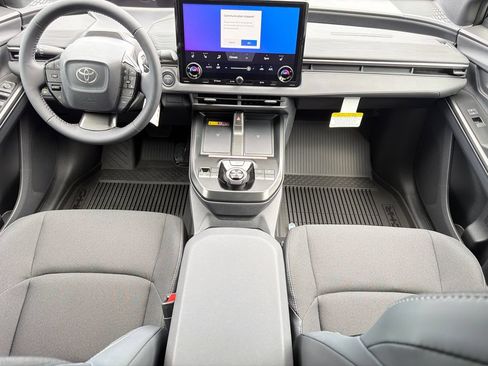 New 2026 Toyota C-HR AWD/4WD image 23