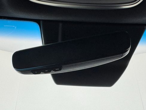 Used 2023 Genesis G90 3.5T image 38