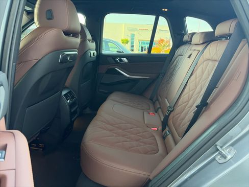 New 2026 BMW X5 xDrive40i w/ M Sport Package image 11