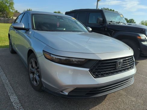 Used 2024 Honda Accord EX image 2