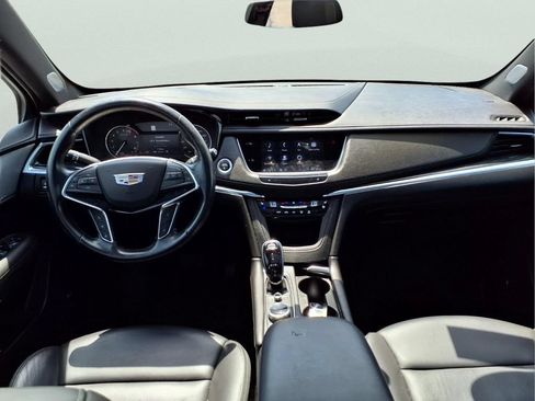 Used 2023 Cadillac XT5 Premium Luxury AWD/4WD image 11