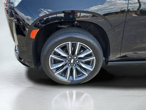 Certified 2023 Cadillac Escalade Sport Platinum w/ Heavy-Duty Trailer Package AWD/4WD image 51
