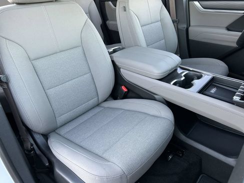 New 2026 GMC Acadia Elevation AWD/4WD image 28