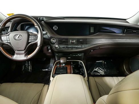 Used 2020 Lexus LS 500 500 Base w/ Interior Upgrade Package image 21