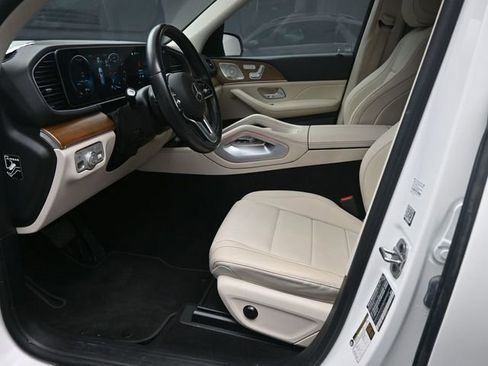 Used 2023 Mercedes-Benz GLE 350 4MATIC w/ Premium Package image 17