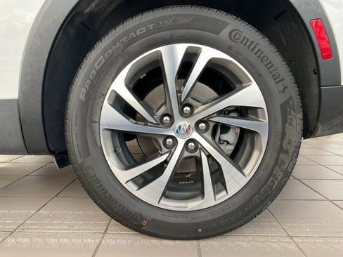 Used 2023 Buick Envision Essence image 23