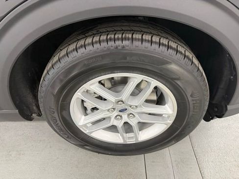 New 2026 Ford Explorer Active w/ Active Comfort Package image 5