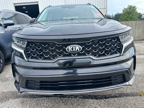 Used 2021 Kia Sorento S w/ Panoramic Sunroof Package FWD image 2