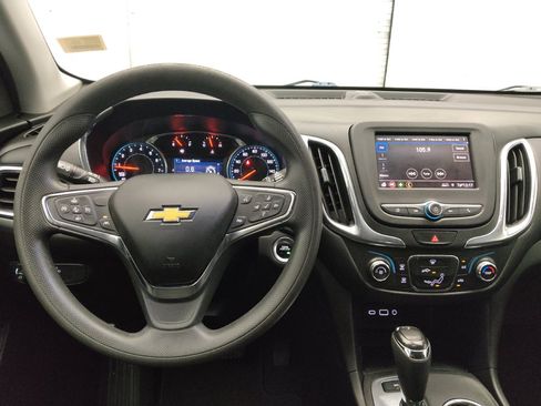 Used 2021 Chevrolet Equinox LT AWD/4WD image 22