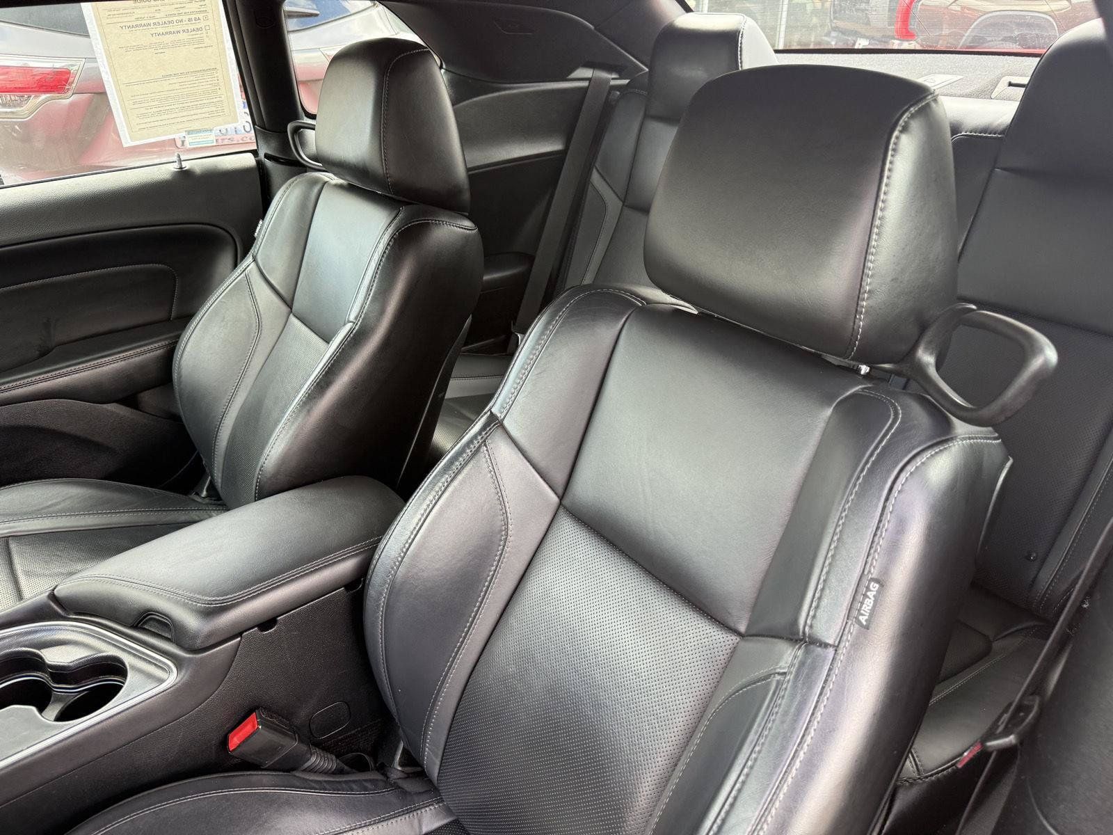 Used 2016 Dodge Challenger SXT Plus RWD image 12