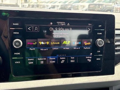 Used 2025 Volkswagen Jetta SE image 13