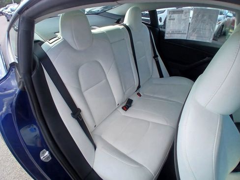 Used 2023 Tesla Model 3 Standard Range RWD image 14
