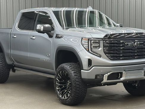 Used 2026 GMC Sierra 1500 Denali Ultimate AWD/4WD image 7