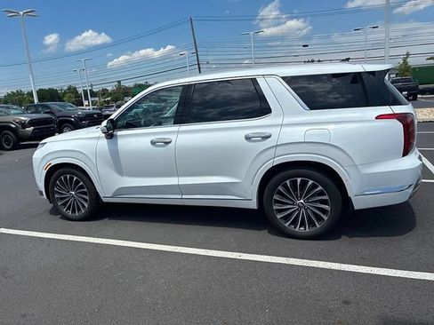 Used 2023 Hyundai Palisade Calligraphy w/ Winter Package AWD/4WD image 13