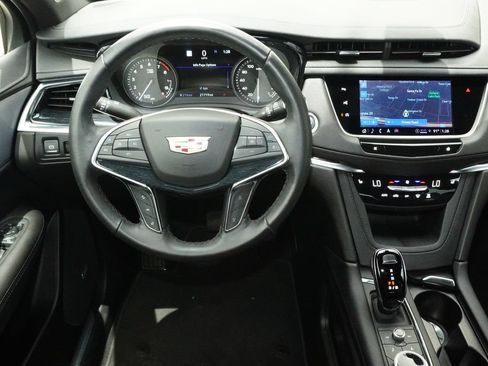 Used 2024 Cadillac XT5 Premium Luxury w/ Technology Package FWD image 22