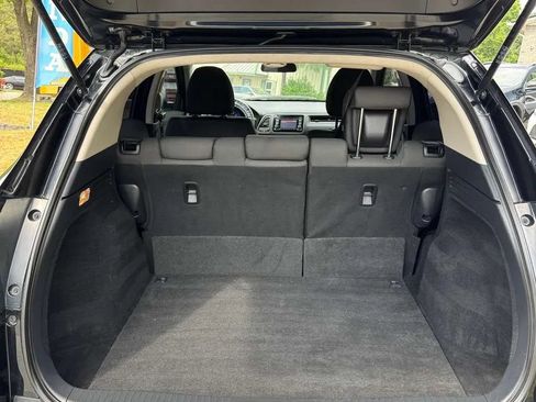 Used 2021 Honda HR-V LX image 6