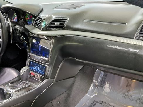 Used 2014 Maserati GranTurismo Sport image 22