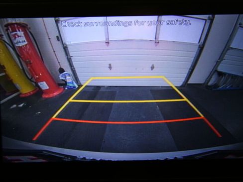 Used 2022 Kia Carnival LX image 18