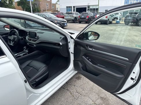 Used 2023 Nissan Altima 2.5 SR image 20