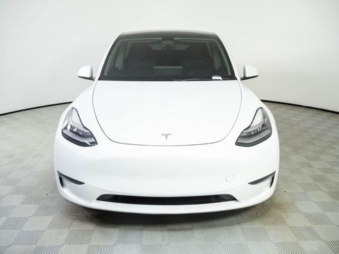 Used 2023 Tesla Model Y Long Range AWD/4WD image 33