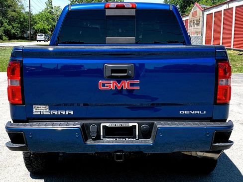 Used 2015 GMC Sierra 1500 Denali w/ Driver Alert Package AWD/4WD image 4